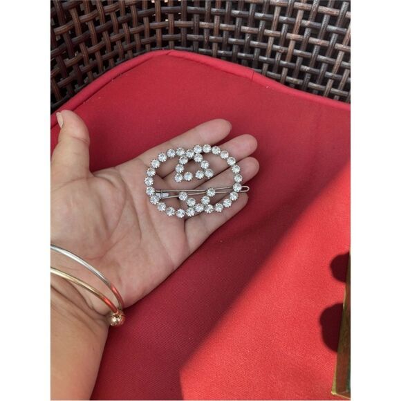 Gucci GG Interlocking Crystal Large Hair Pin Clip - Picture 9 of 10